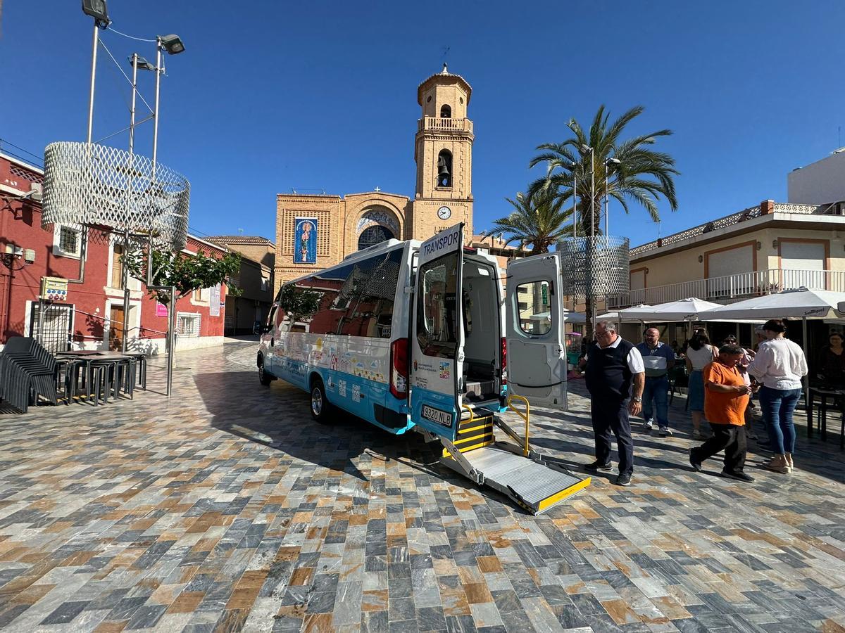 Presentación del servicio en Pilar de la Horadada