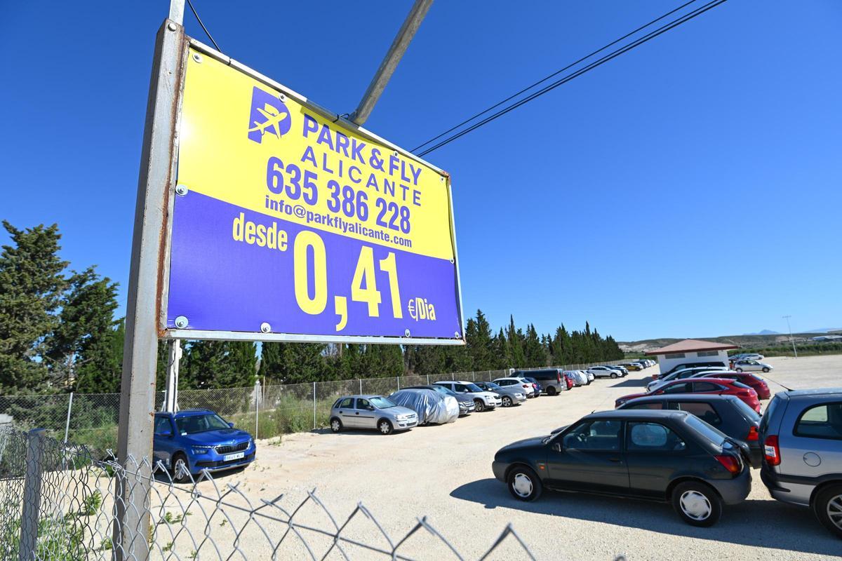 Park&amp;Fly Alicante es un parking privado situado junto al Aeropuerto de Alicante-Elche Miguel Hernández