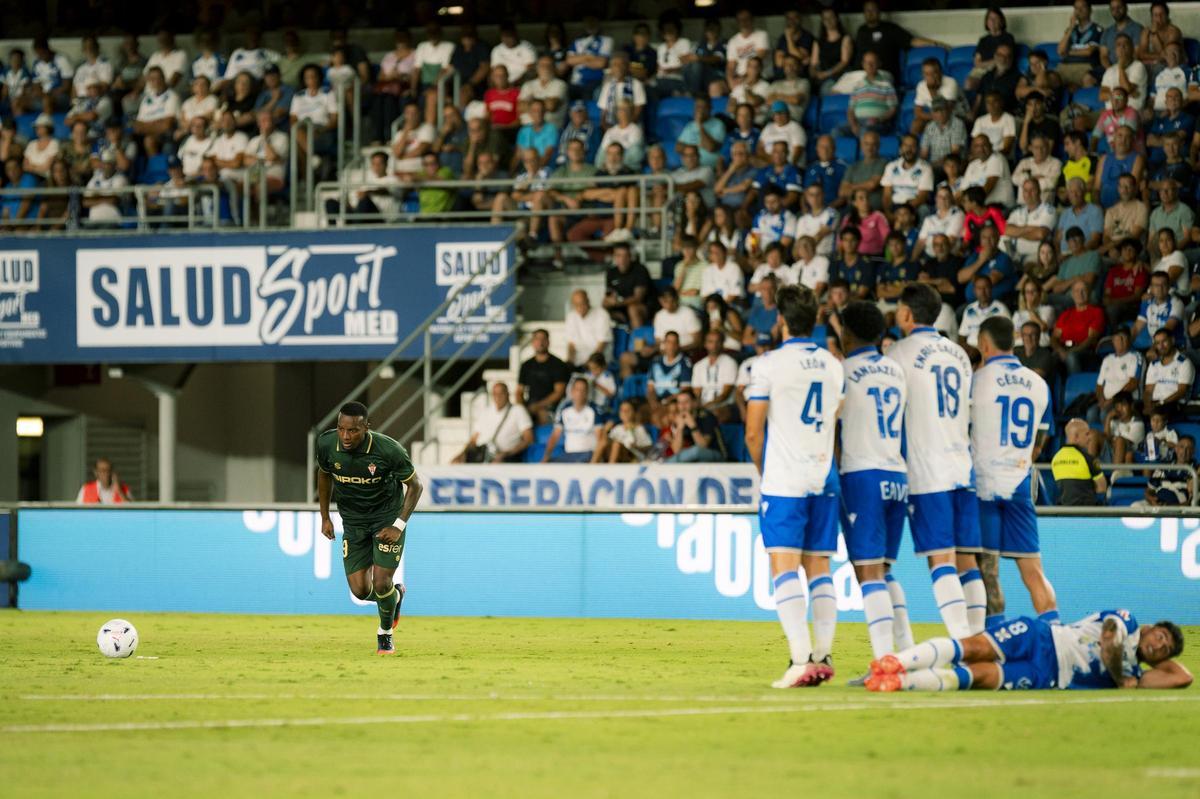 Tenerife - Sporting, en imágenes Tenerife - Sporting, en imágenes