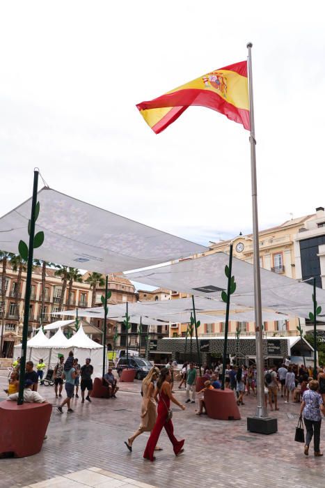 Preparativos en la plaza de la Constitución