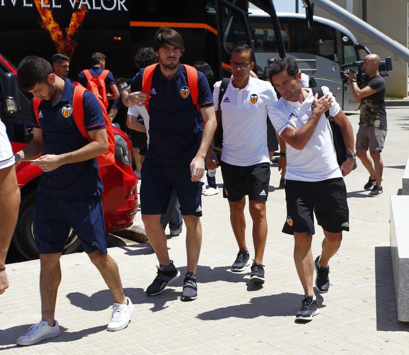 El Valencia CF pone rumbo a Évian-les-Bains