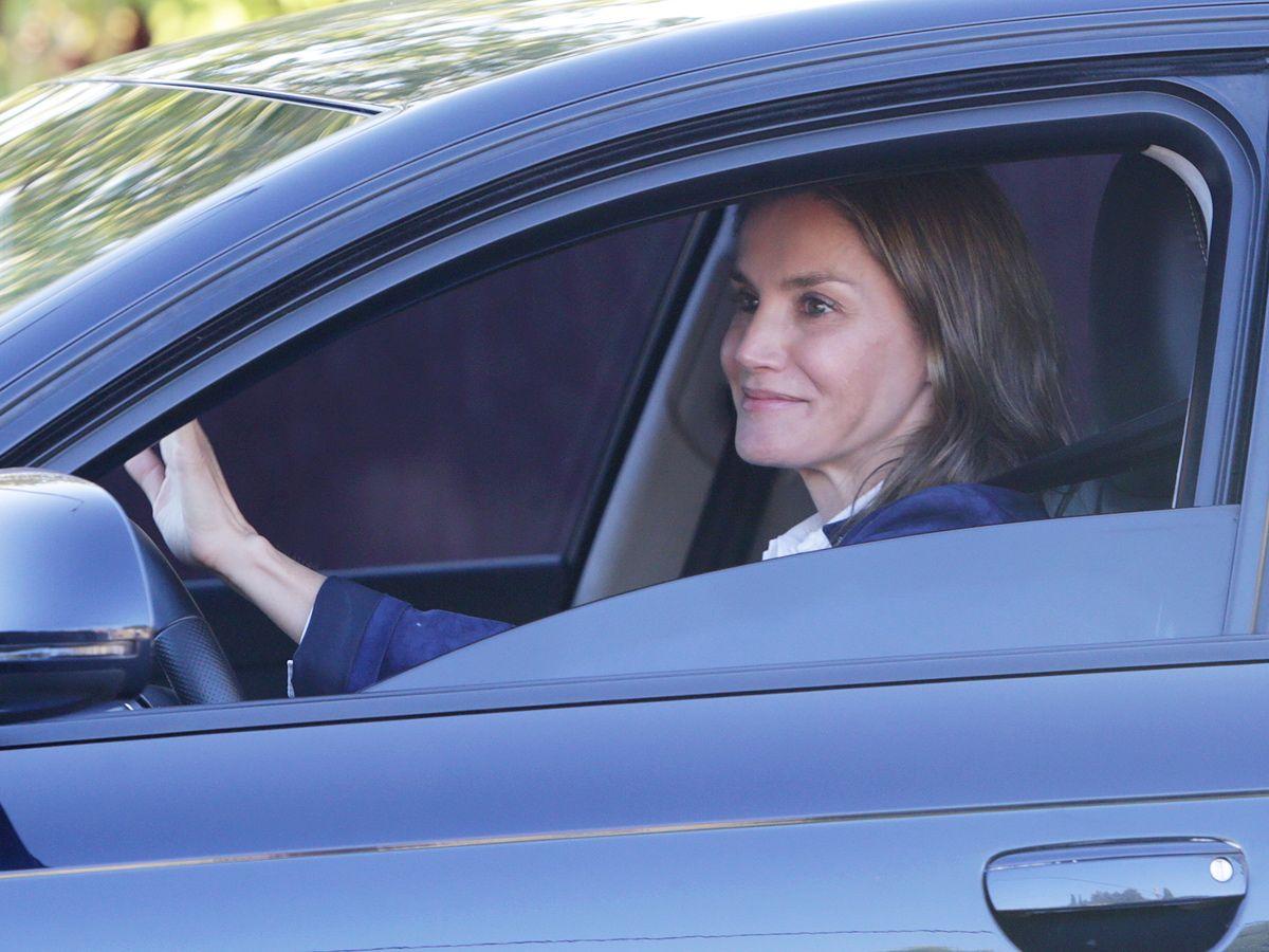 La Reina Letizia con 'no make up look' para el primer día de colegio