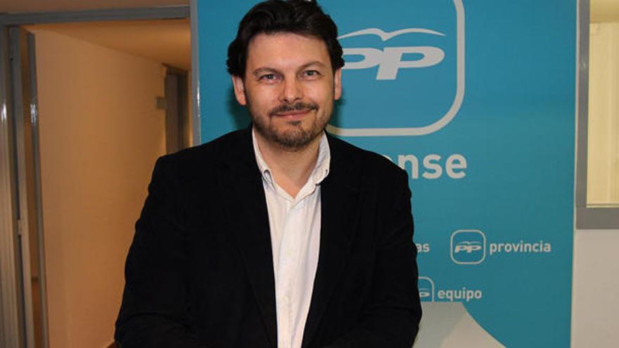 Antonio Rodríguez Miranda en la sede del PP en Ourense