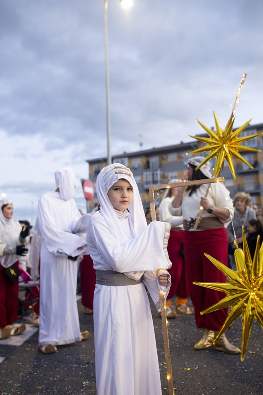 Fotogalería | Así fue la cabalgata de Reyes Magos en Cáceres