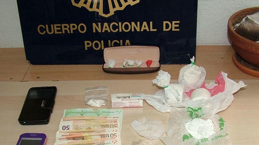 Material intervenido en la operación de la Policía Nacional.