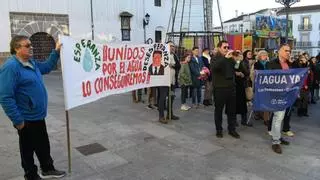 Los miembros de la Plataforma Unidos por el Agua en huelga de hambre envían una carta a Juanma Moreno