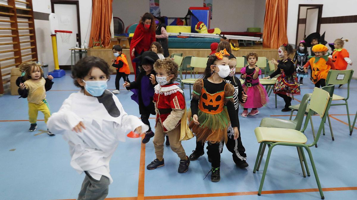 La terrorífica fiesta de Halloween es cosa de niños