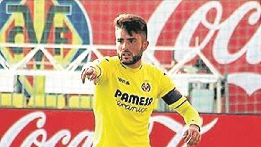 El Villarreal golea al Atlético y consolida la primera posición