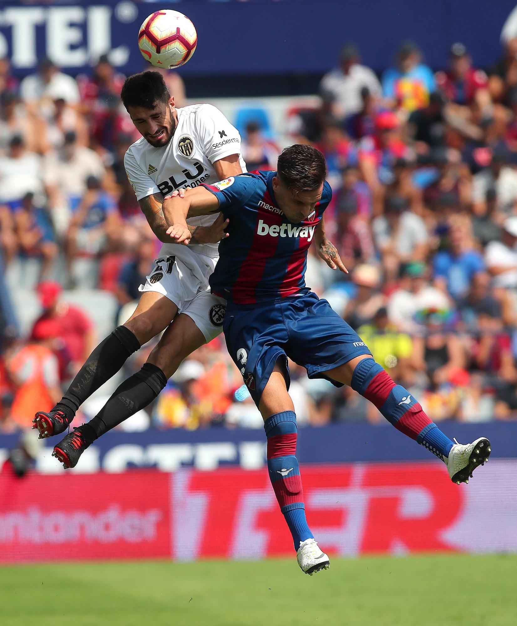 Album histórico del derbi entre el Valencia y el Levante