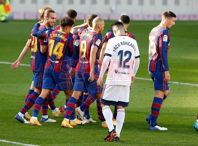 Las imágenes del partido del FC Barcelona contra el Osasuna de LaLiga Santander disputado en el Camp Nou, Barcelona.