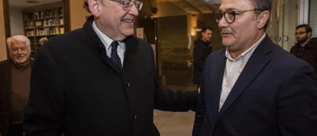 Puig, ayer con el candidato Francesc Sanguino.