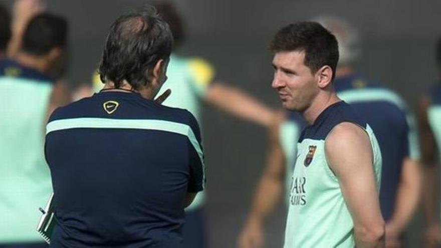 Messi se entrena con el grupo