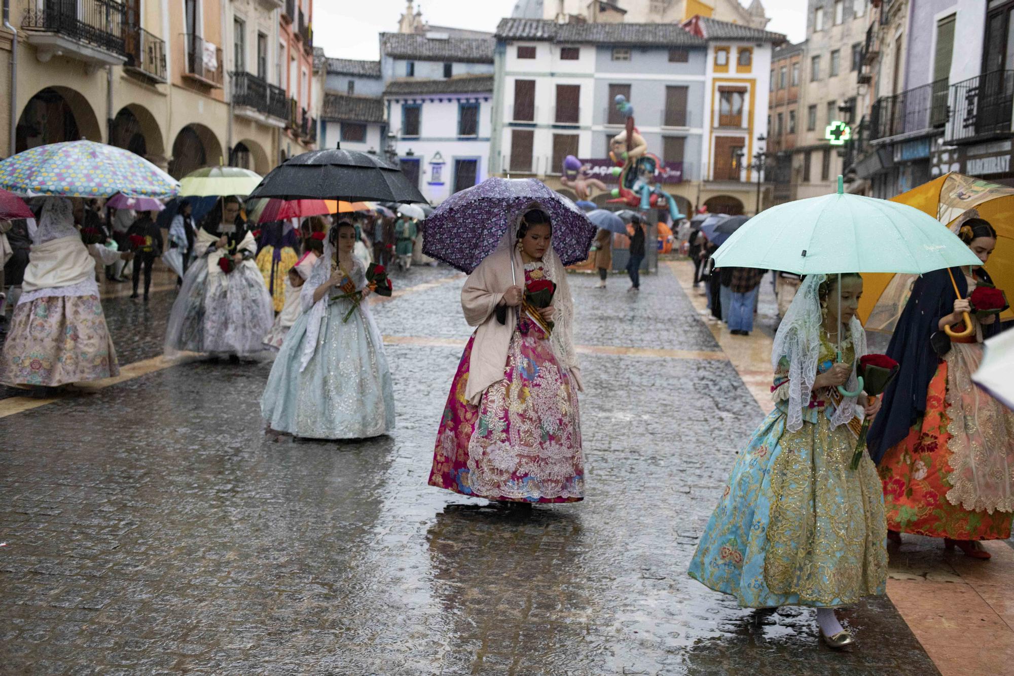 Una Ofrenda pasada por agua en Xàtiva