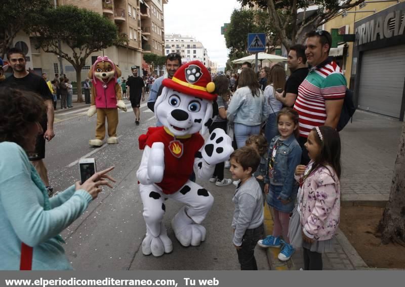 Almassora se llena de fiesta con la cabalgata