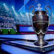 Trofeo de campeón de la Champions League previo al sorteo de la fase de liga