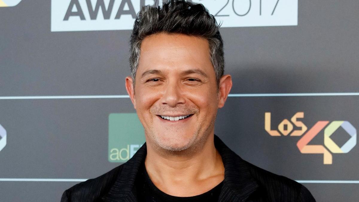 Alejandro Sanz.