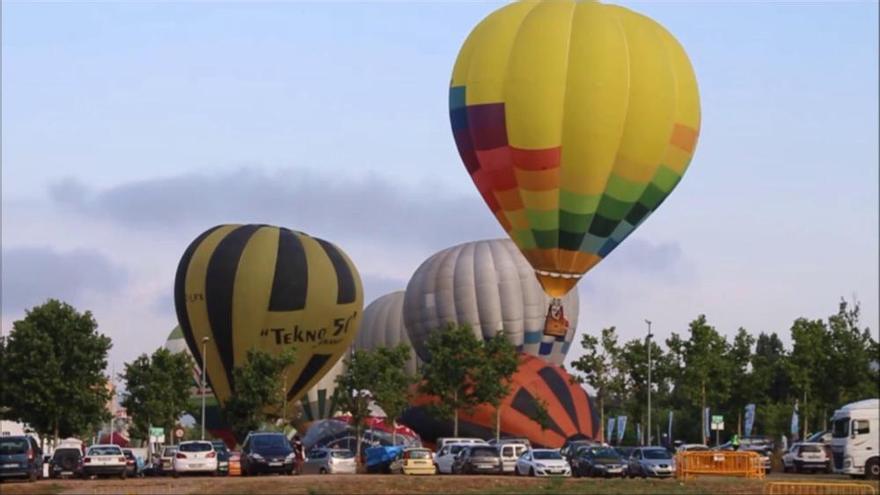 Ens acompanyes en un dels vols de l'European Balloon Festival?