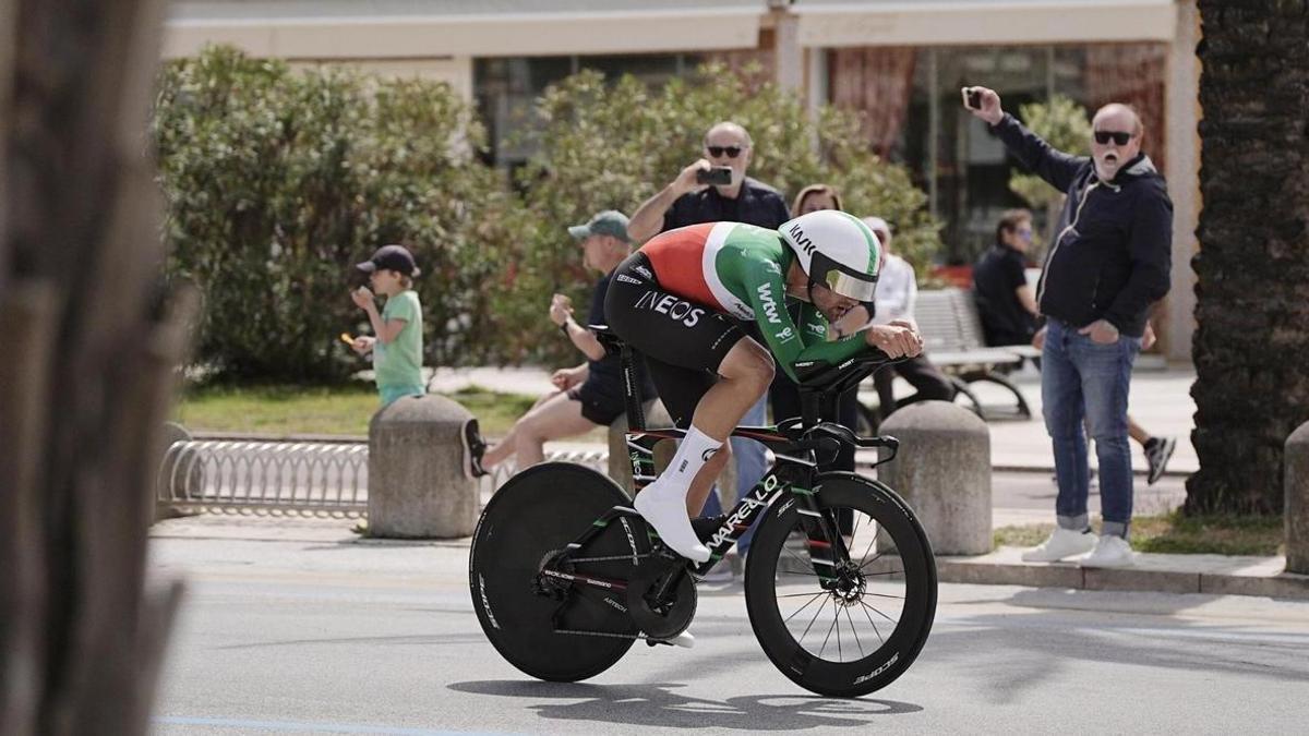 Giro de Italia 2026 hoy, contrarreloj en directo: etapa 10 de Viareggio a Massa, en vivo