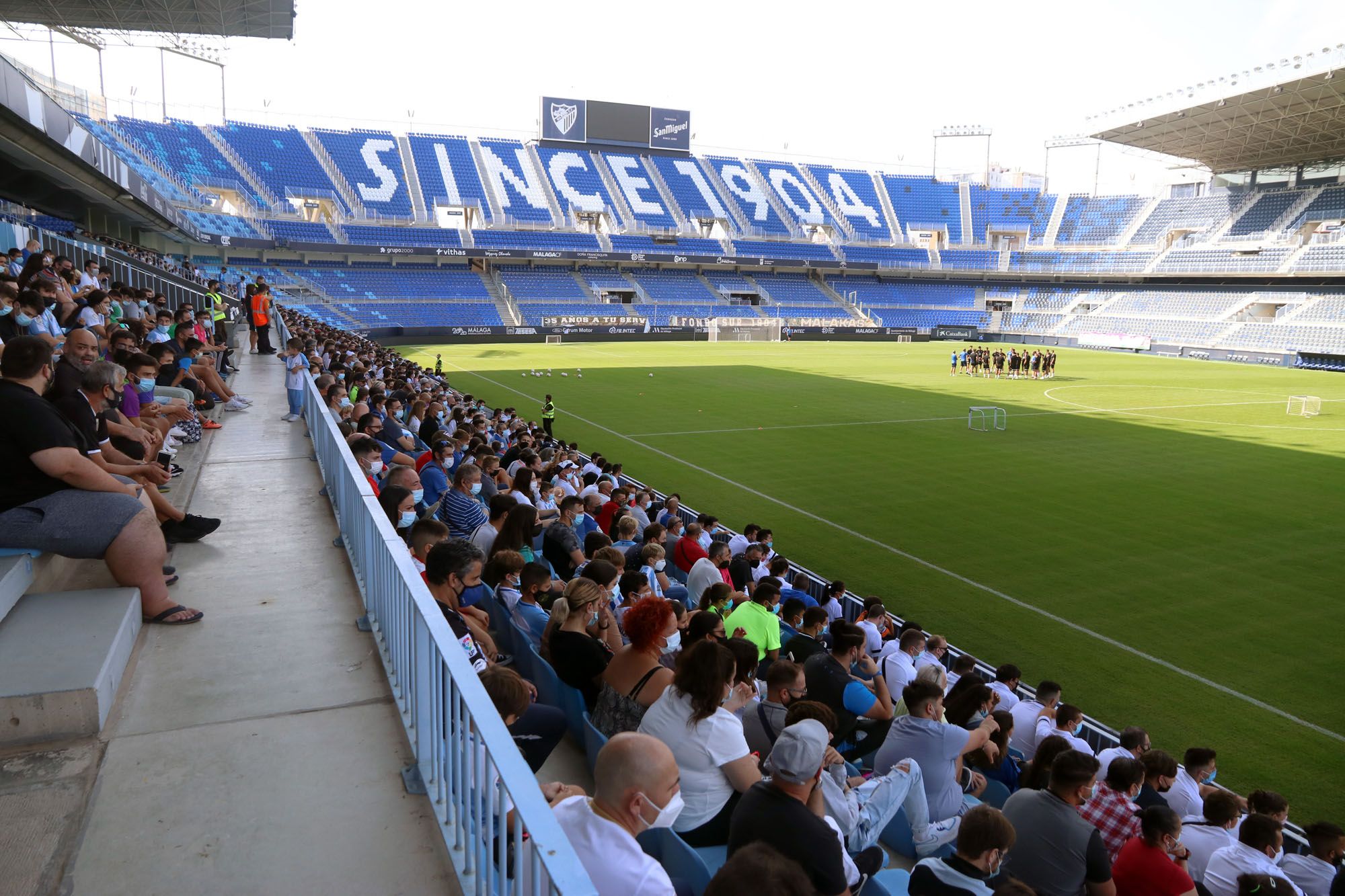 Entrenamiento a puerta abierta del Málaga CF