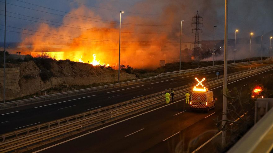 Incendio en el Polígono de Güímar