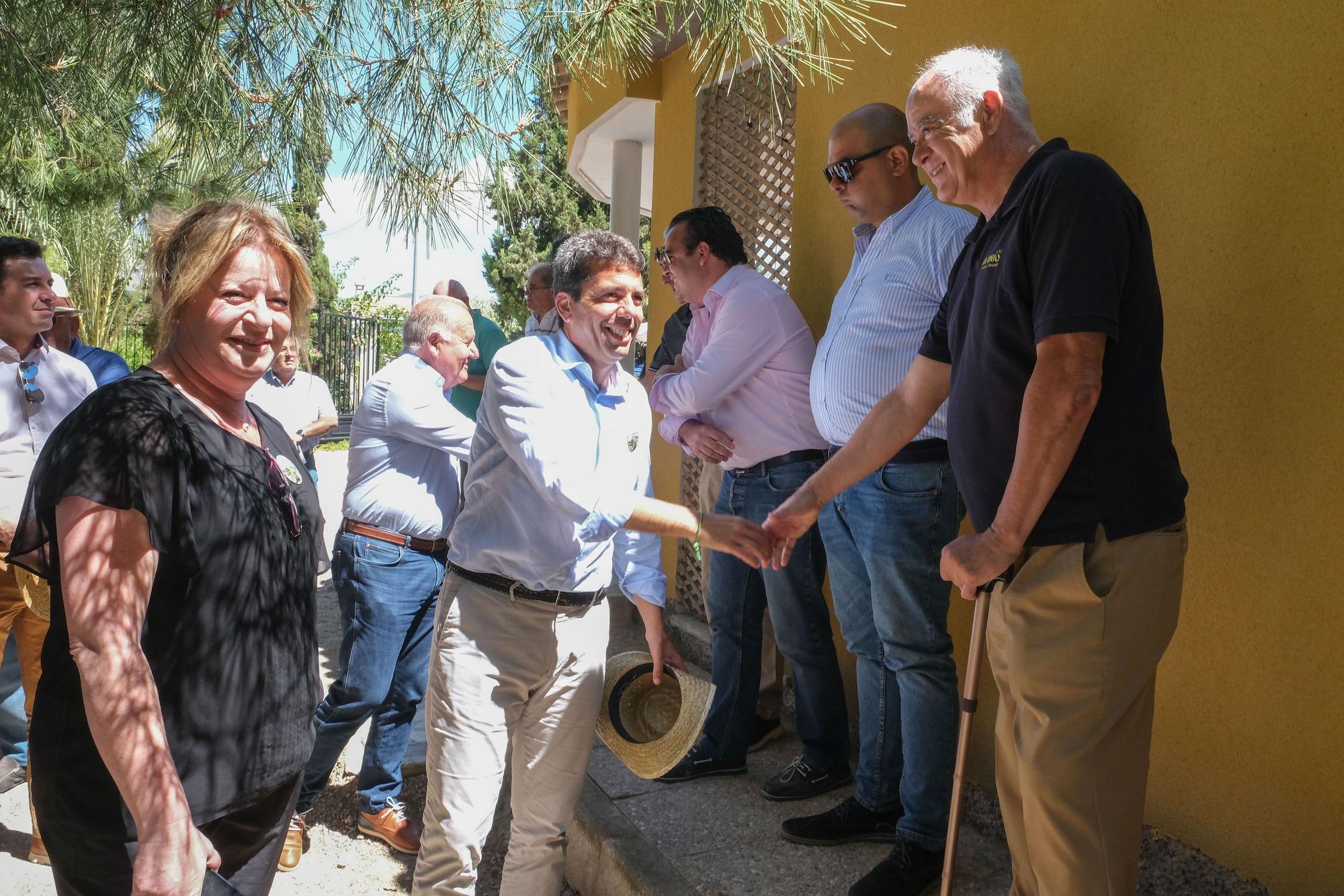 Albatera da inicio a la campaña de la breva con la cocinera María José San Román como madrina