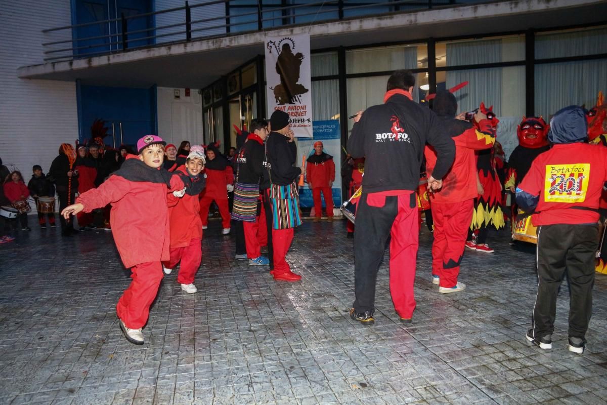 El Grao rinde honores a Sant Antoni