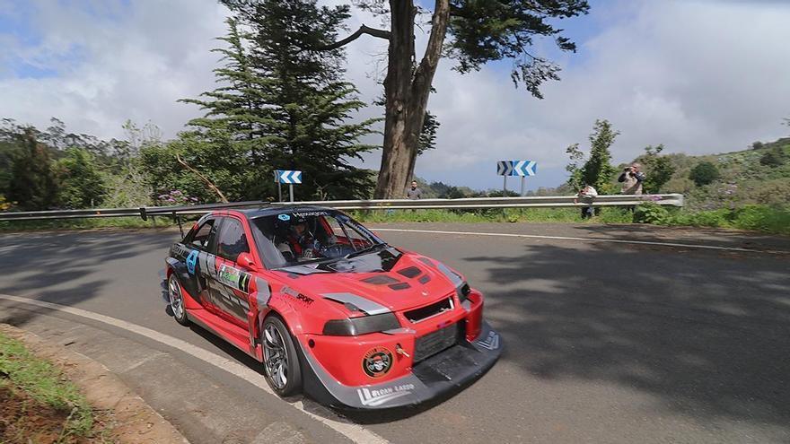 Miguel Cabral impone su ley en la Subida de Moya