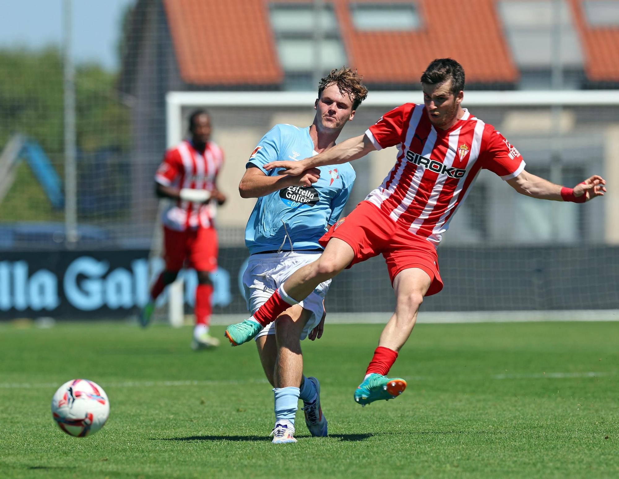 Las imágenes del amistoso Celta 2 - 1 Sporting de Gijón, en Afouteza
