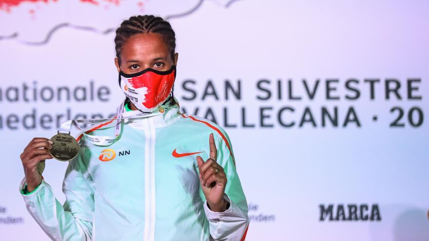 La etíope Yalemzerf Yehualaw bate el récord mundial de medio maratón