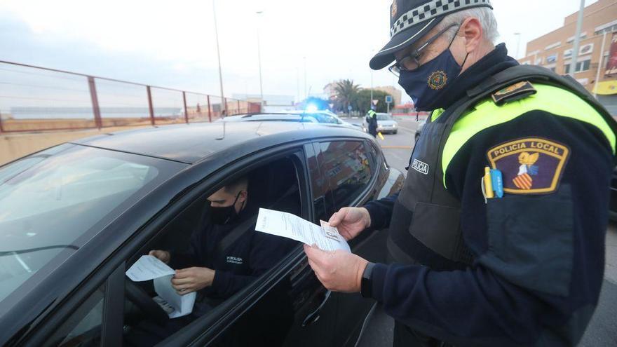 Una docena de actuaciones de la Policía Local de Castelló el primer sábado de la &#039;no Magdalena&#039;