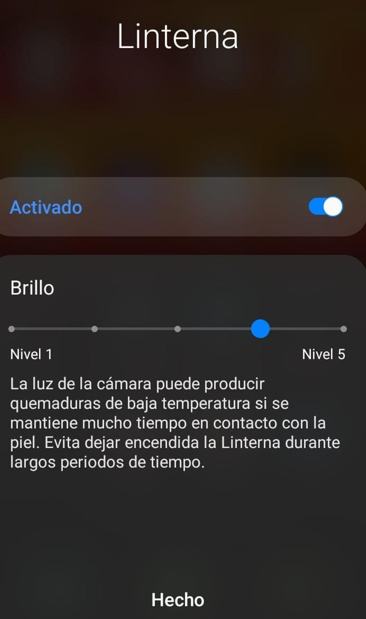 Captura de la linterna de un móvil con sistema operativo Android.