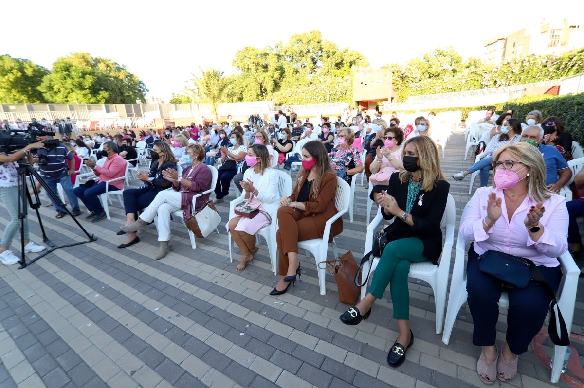 Acto por el Día Mundial contra el Cáncer de Mama en Murcia