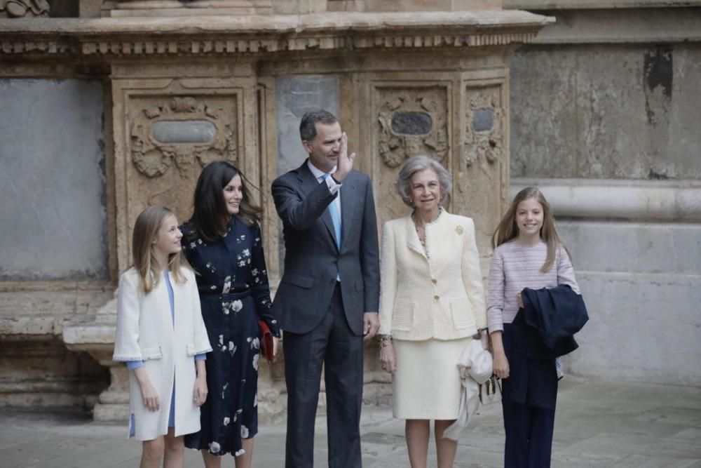 Touristen bejubeln Königsfamilie auf Mallorca