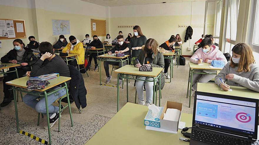 El IES Laxeiro educa en valores y realiza un taller de sexualidad | FOTOS: BERNABÉ/JAVIER LALÍN