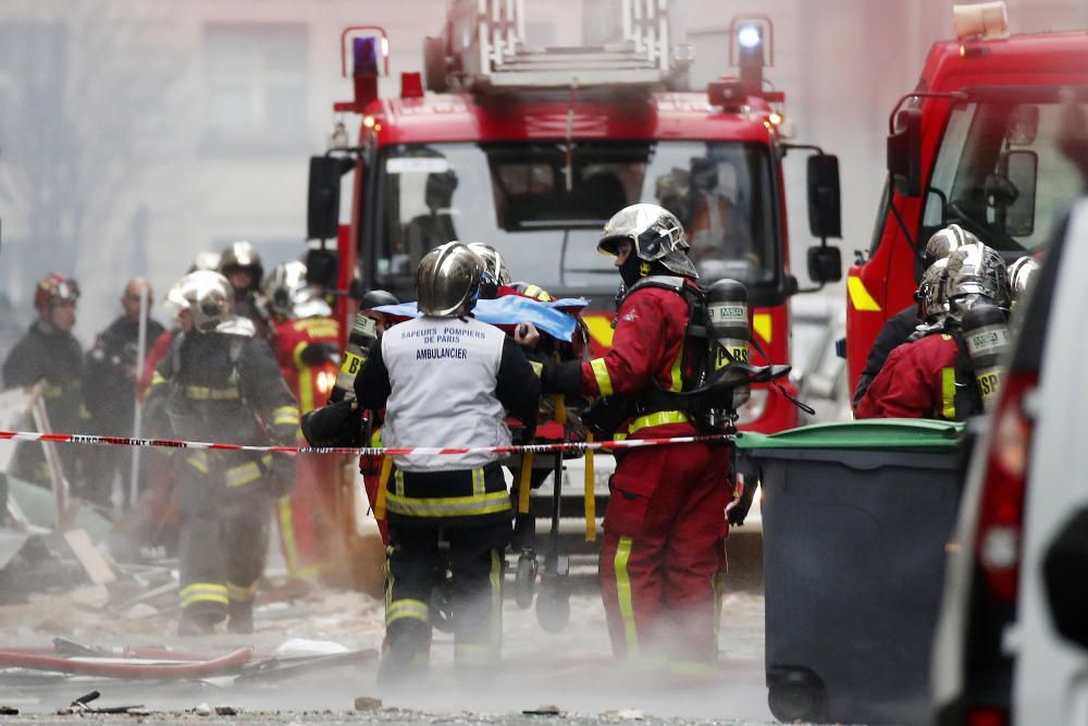 Los servicios de emergencias trabajan en la zona.