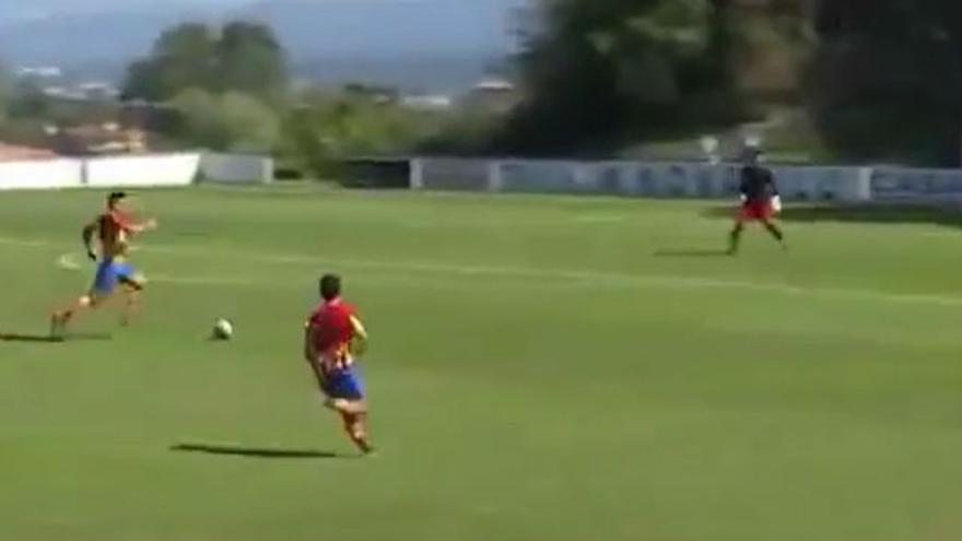 Un jugador de la regional catalana se viste de Ronaldo Nazario para crear un auténtico golazo