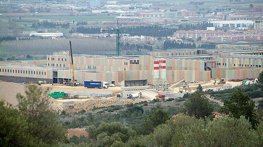 Imatge d&#039;arxiu de les obres de construcció de la presó de Puig de les Basses de Figueres.