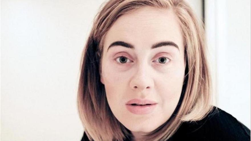 Adele, sin maquillaje