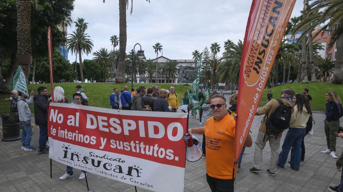 Manifestación por la Estabilización de Docentes Interinos en Canarias