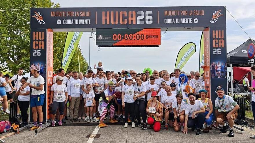 Oviedo corre por la salud: 1.800 personas participan en la novena Carrera de HUCA, una fiesta de deporte, solidaridad y vida