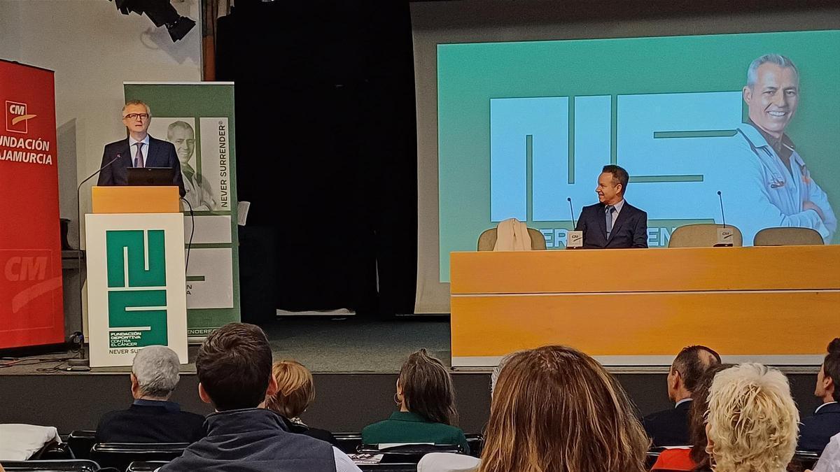 El consejero Juan José Pedreño inauguró ayer la jornada de la Fundación Never Surrender en Murcia.
