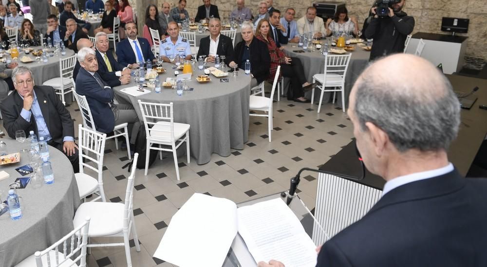 El presidente de la Agencia Nacional de Evaluación de la Calidad y Acreditación (ANECA), José Arnáez, en los desayunos Universidad-Sociedad