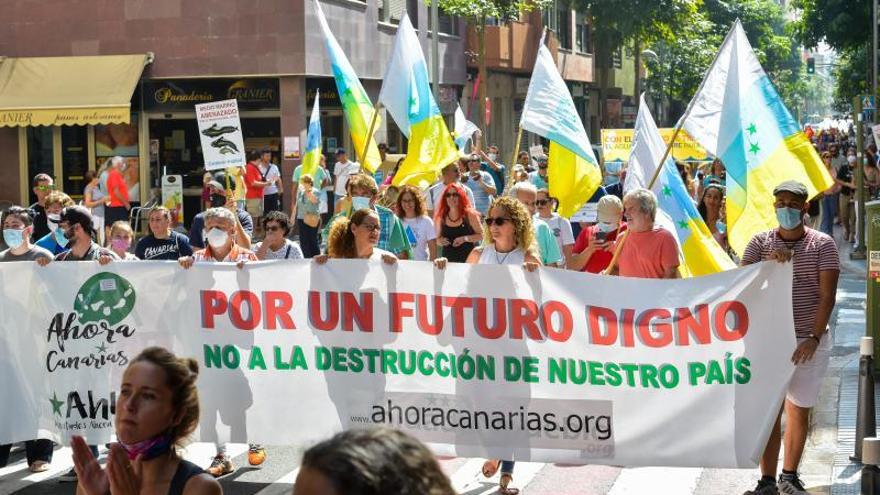 Manifestación contra Chira-Soria