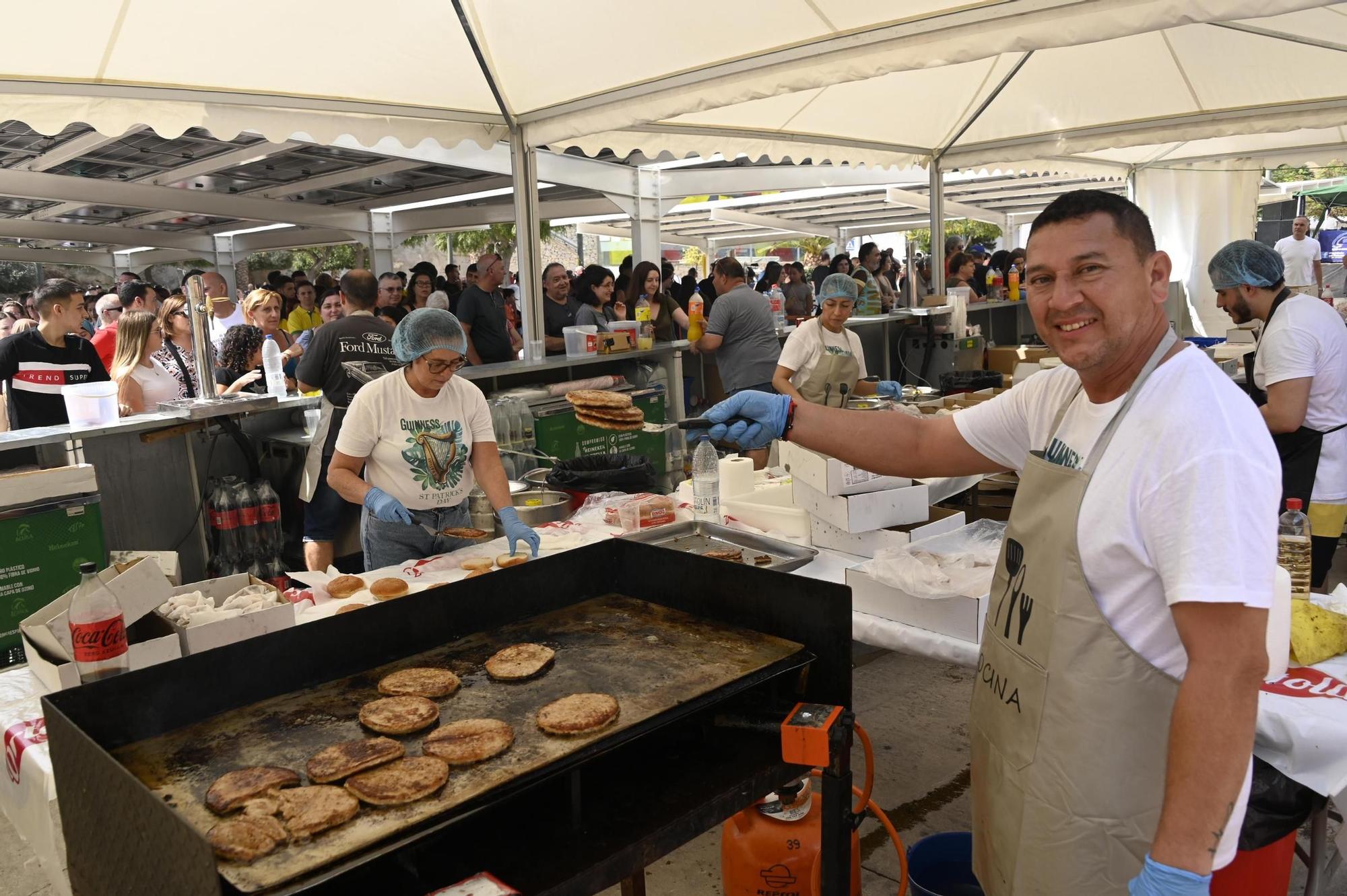 Así ha sido la fiesta de la hamburguesa en Crevillent