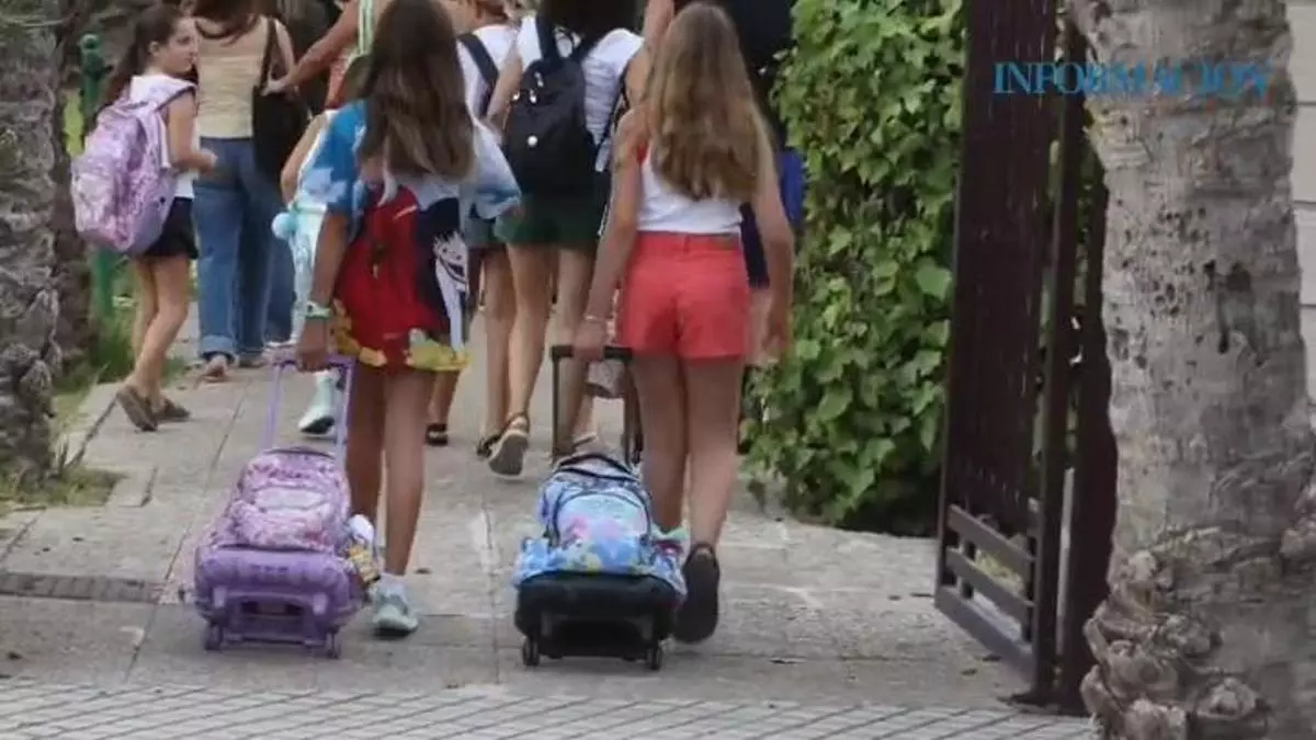 'Boom' en Infantil y vaciado en Bachiller: así serán las aulas de la Comunitat en quince años