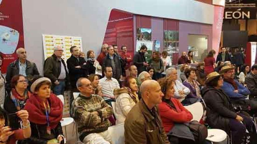 Público asistente a la presentación de la Reserva de la Biosfera, ayer en Fitur.