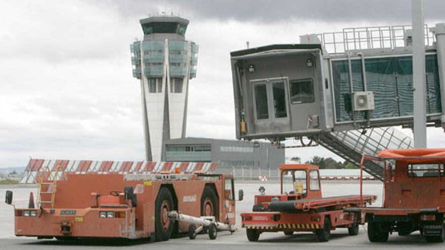 Instalaciones del aeropuerto de Lavacolla. / Xoan Álvarez