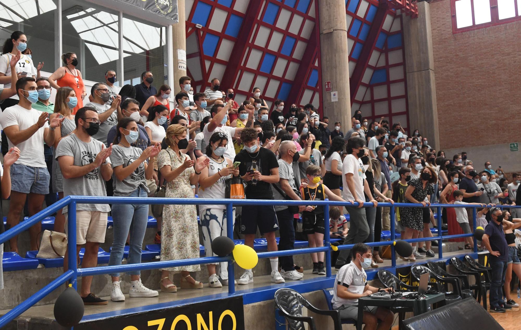 Final de baloncesto junior femenino