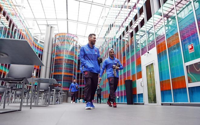 Entrenamiento del FC Barcelona en la Ciudad Deportiva del Alavés.