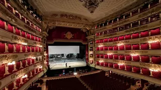 La Scala de Milán se pone dura con el código de vestimenta: ni chanclas ni bermudas ni tirantes